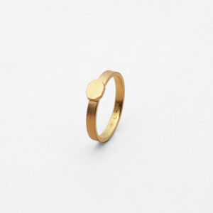 Handmade 18K gold ring from Paper Shadow series by Makiami